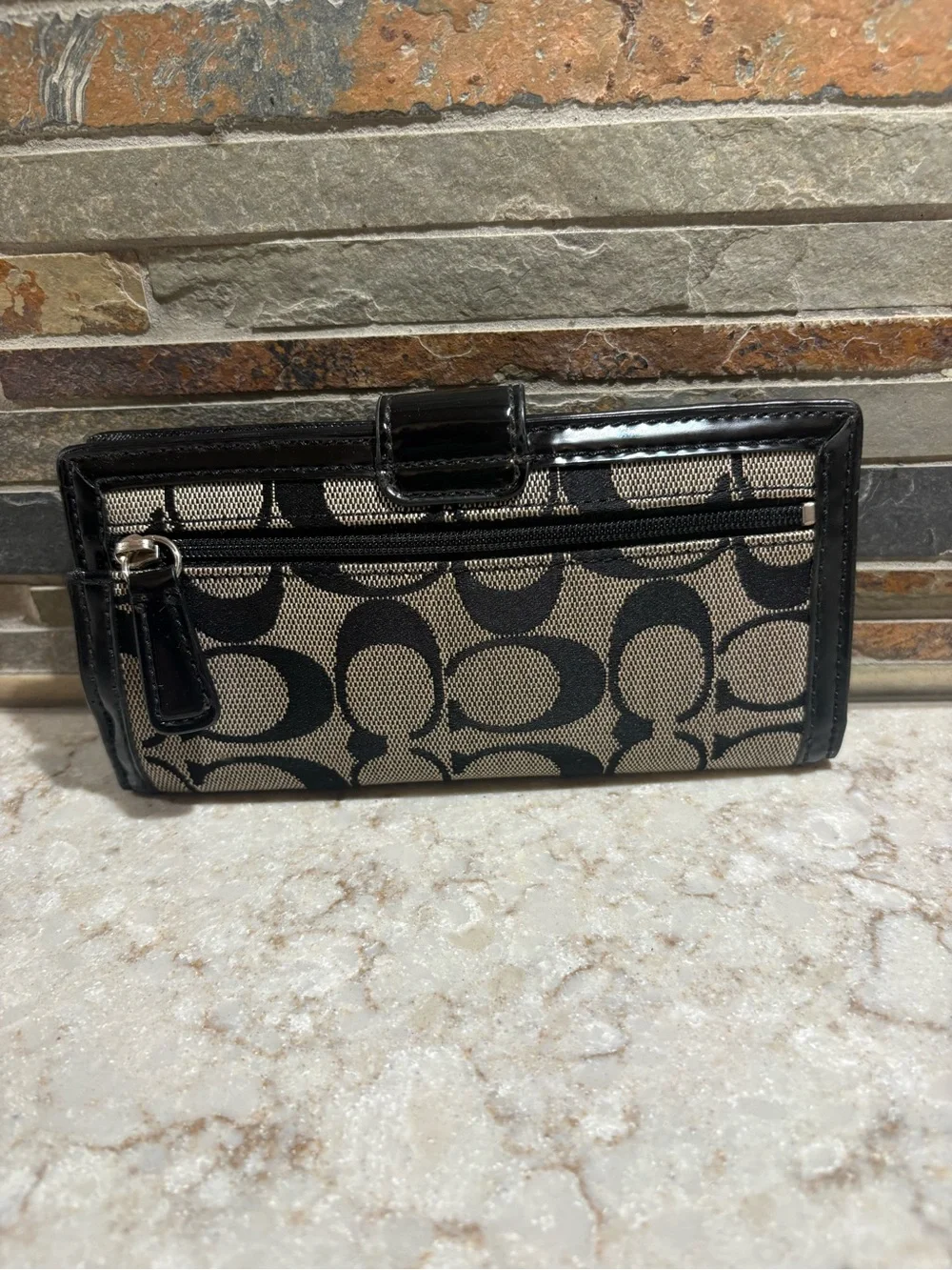 Coach Black/Tan Signature Turnlock Continental Wallet